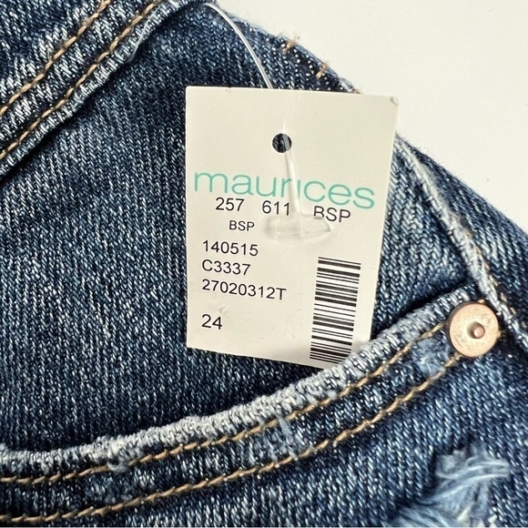 NWT KanCan Junior Women’s MOM Blue Jean Shorts Sz 1 Button Fly Distress Stretch - Picture 7 of 11